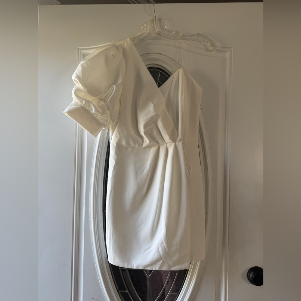 DO+BE Elegant One Shoulder Cream Dress